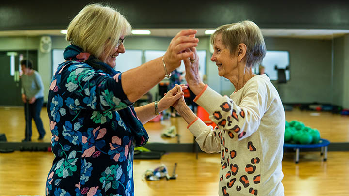 Effectiveness of dance interventions on falls prevention in older adults: a rapid review